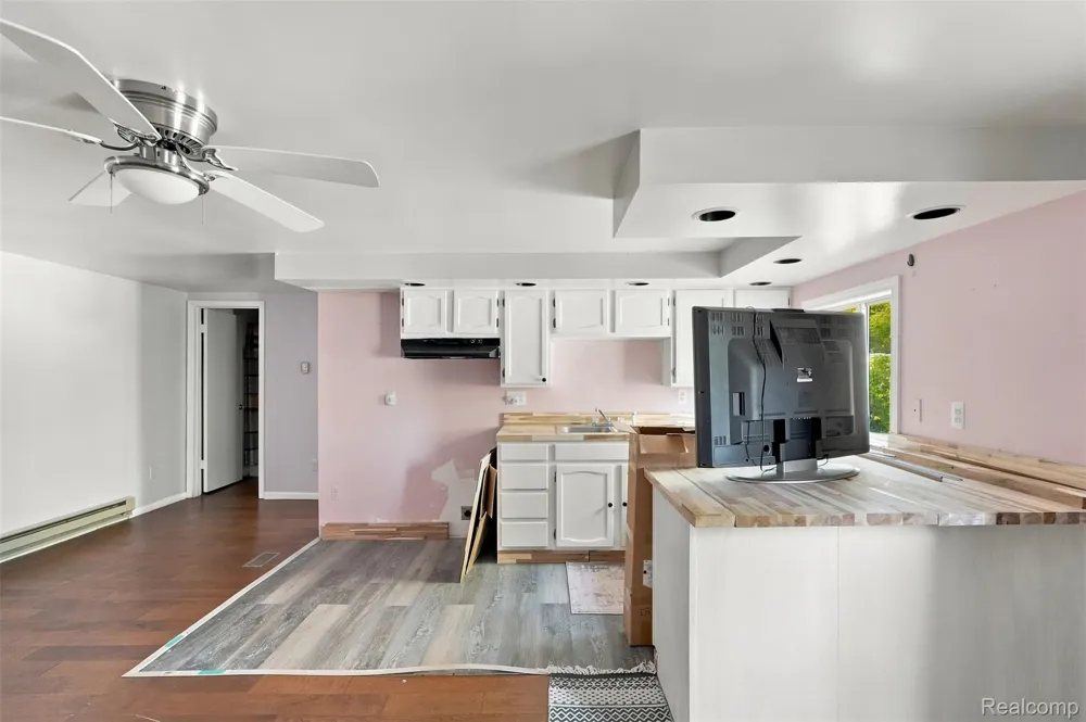 5161 Parker Road Fort Gratiot Charter Township, MI 48059