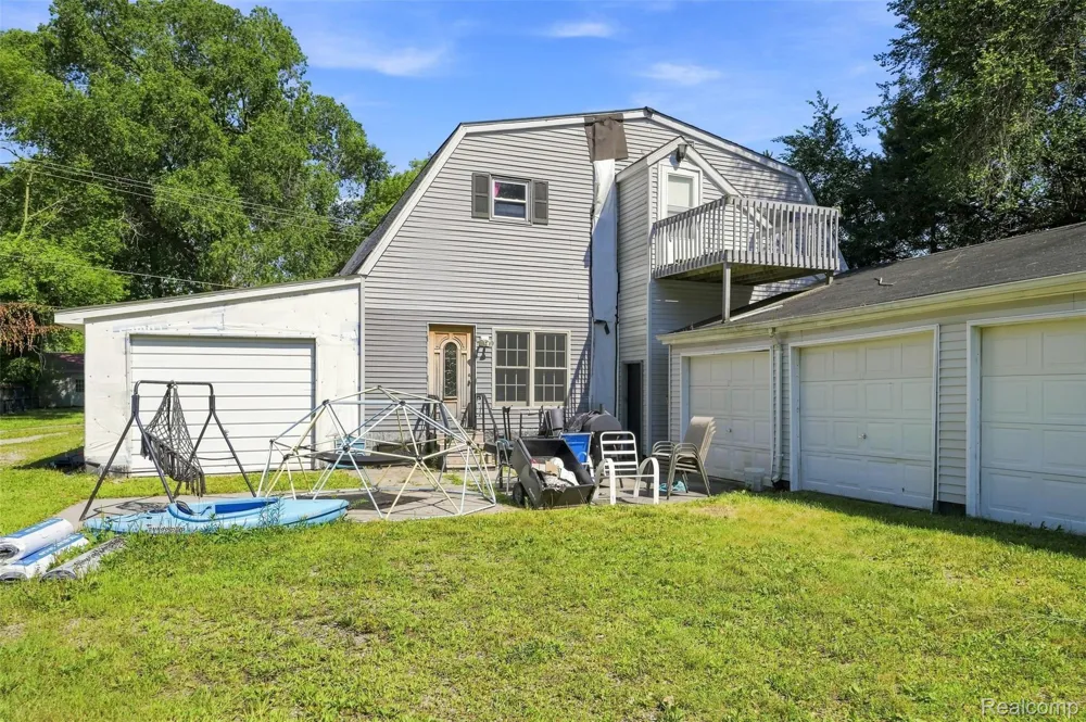 5161 Parker Road Fort Gratiot Charter Township, MI 48059