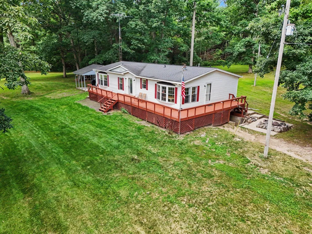 18576 T DRIVE S Clarendon Township, MI 49092