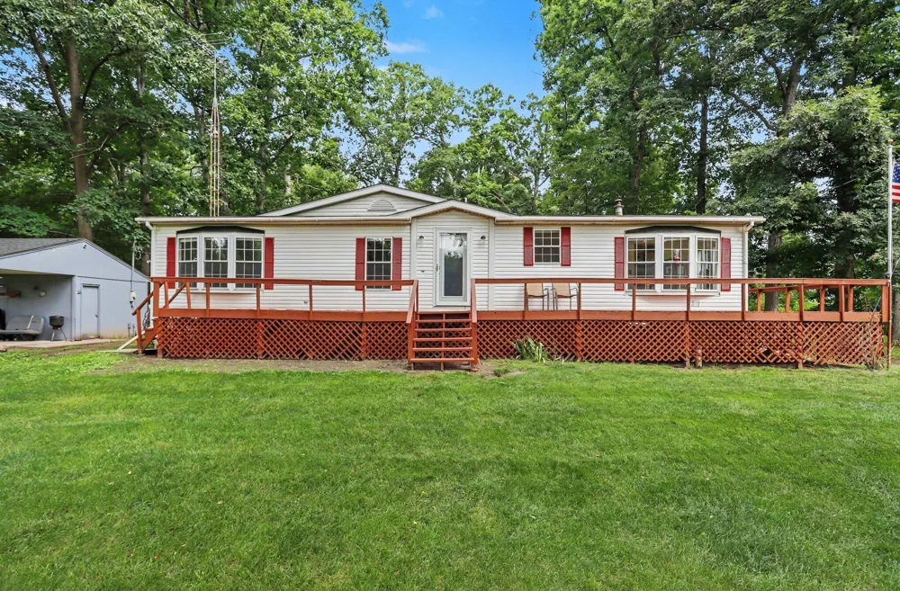18576 T DRIVE S Clarendon Township, MI 49092