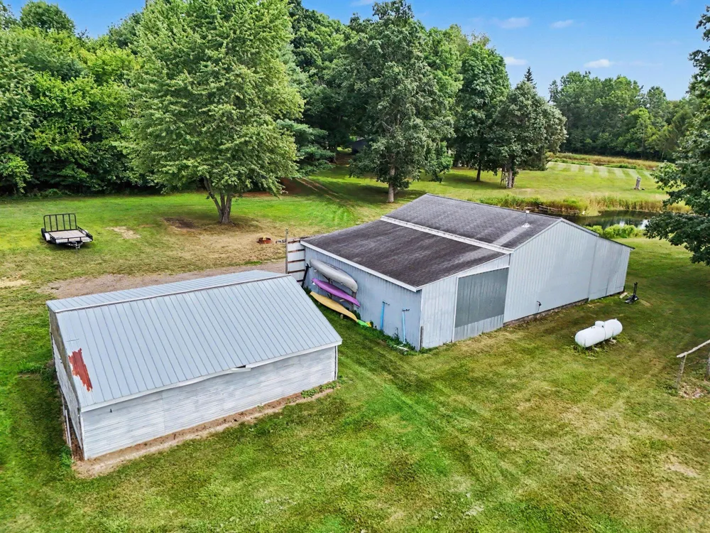 18576 T DRIVE S Clarendon Township, MI 49092