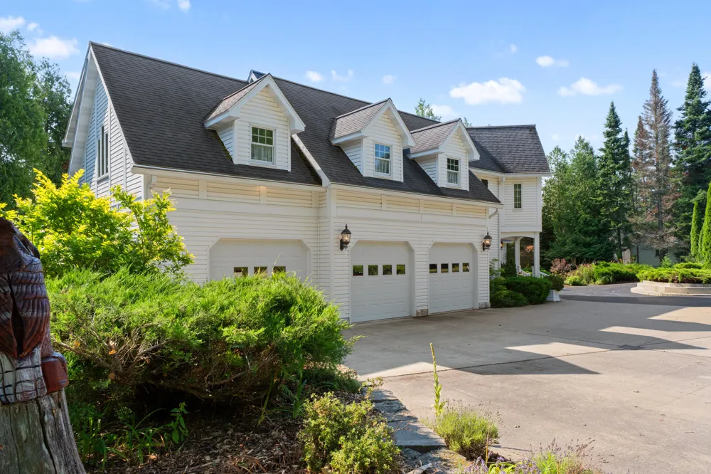 575 S Lake Huron Shore Dr Road S Harrisville Township, MI 48740