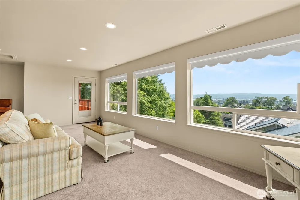 910 Thornton Aberdeen, WA 98520