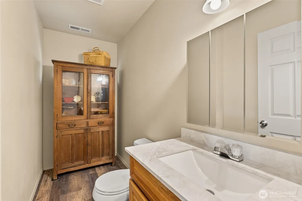 910 Thornton Aberdeen, WA 98520