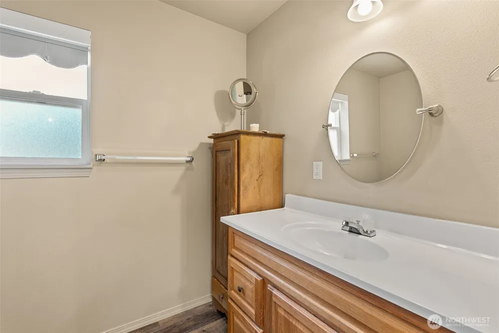 910 Thornton Aberdeen, WA 98520