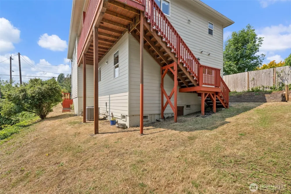 910 Thornton Aberdeen, WA 98520