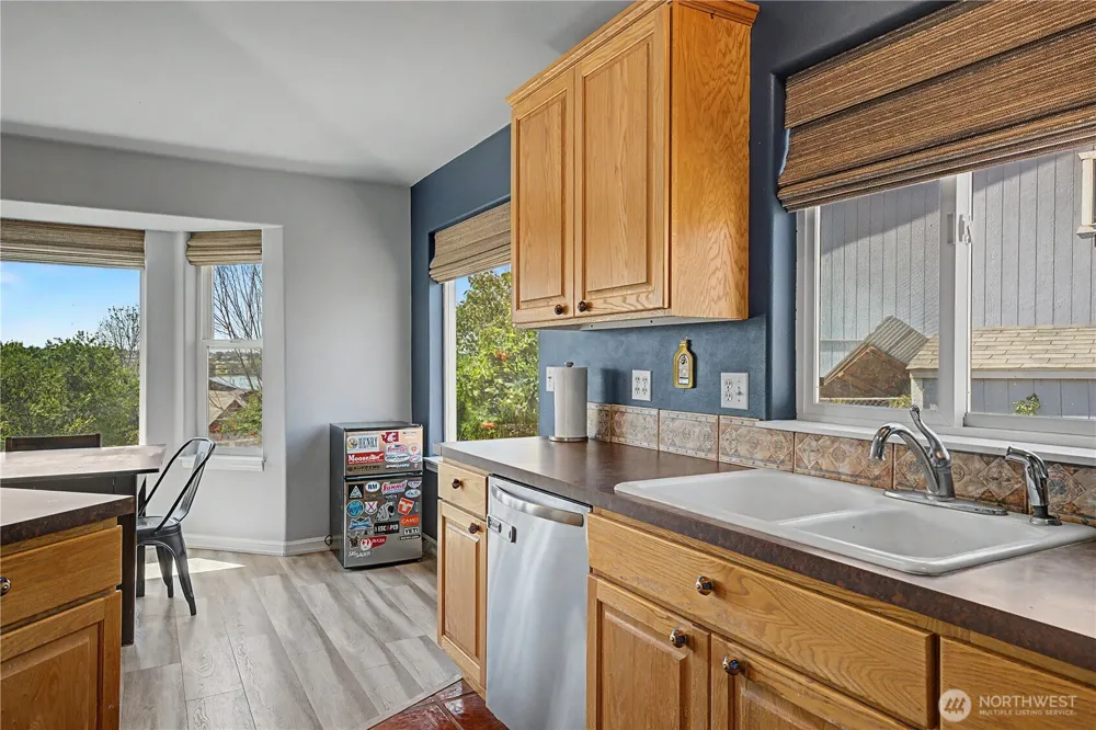 909 W Windrose Drive Moses Lake, WA 98837