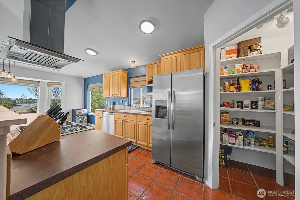 909 W Windrose Drive Moses Lake, WA 98837
