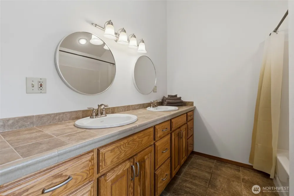 20412 133rd Street NE Granite Falls, WA 98252