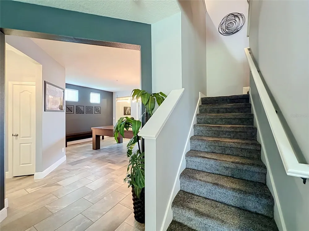 1083 DUSTY PINE DRIVE Apopka, FL 32703