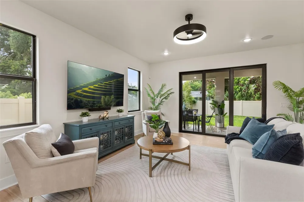 1910 CLOVERLAWN AVENUE Orlando, FL 32806