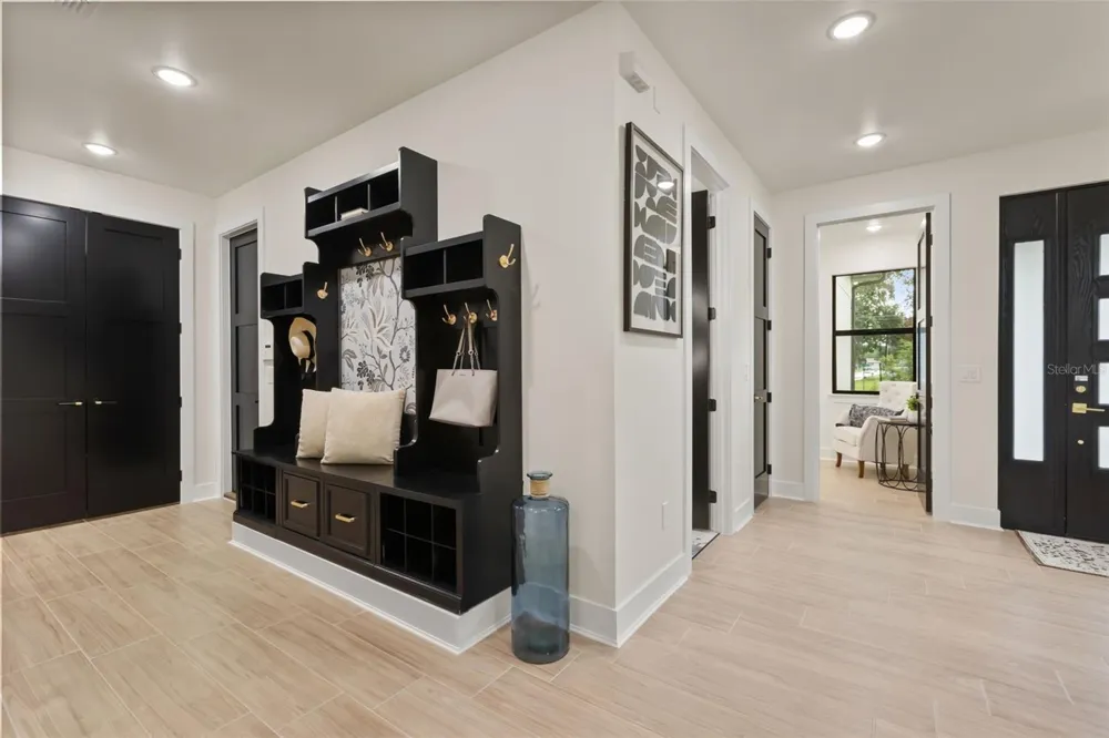 1910 CLOVERLAWN AVENUE Orlando, FL 32806