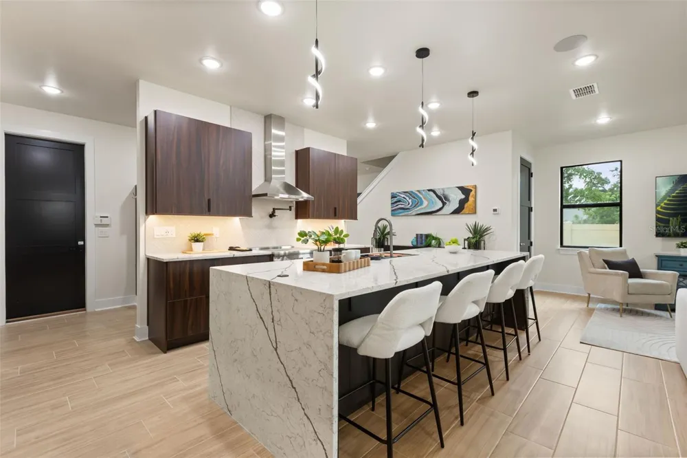 1910 CLOVERLAWN AVENUE Orlando, FL 32806