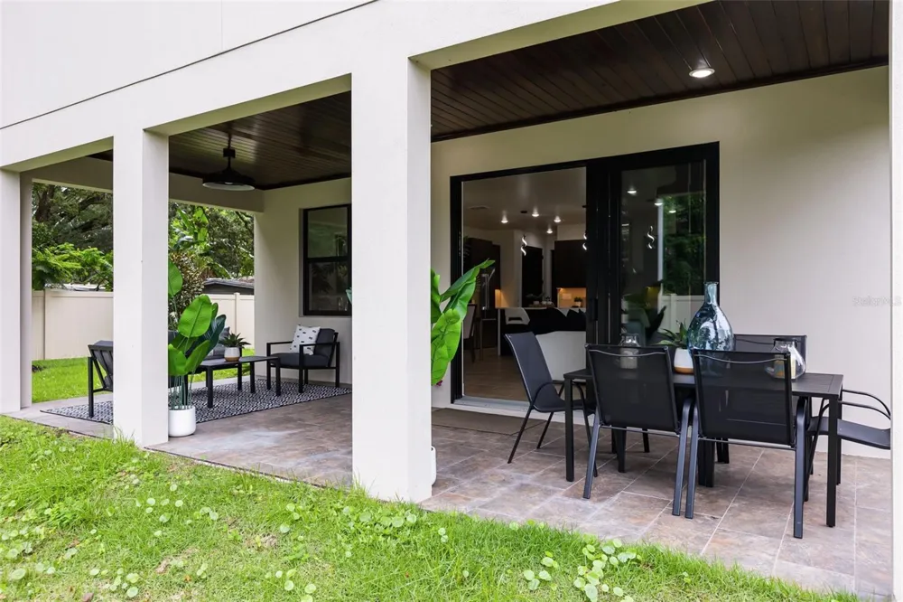 1910 CLOVERLAWN AVENUE Orlando, FL 32806