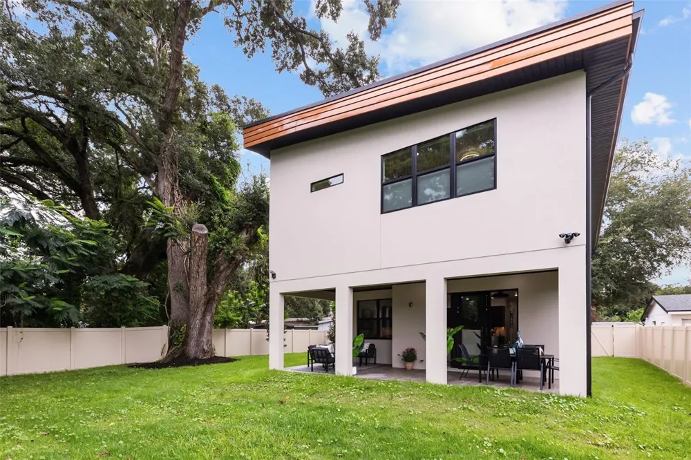 1910 CLOVERLAWN AVENUE Orlando, FL 32806