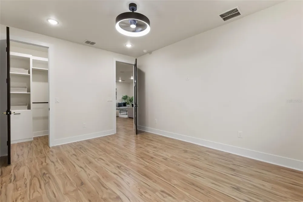 1910 CLOVERLAWN AVENUE Orlando, FL 32806