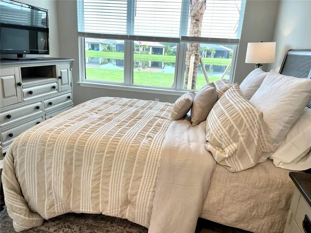 10433 MORNING MIST LANE Sarasota, FL 34241