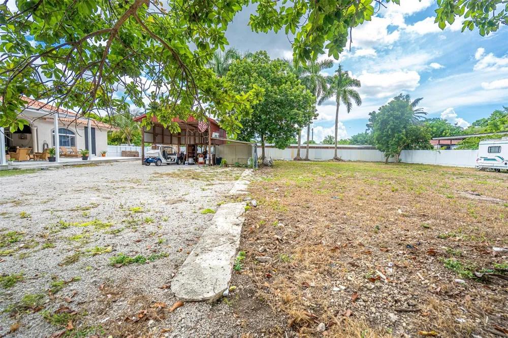 18390 SW 200TH STREET Miami, FL 33187