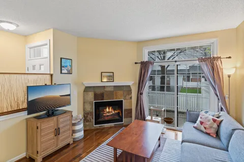 17918 Cobblestone Way