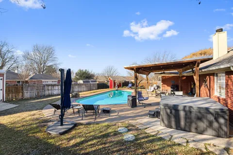 1701 Oakmeadow Drive