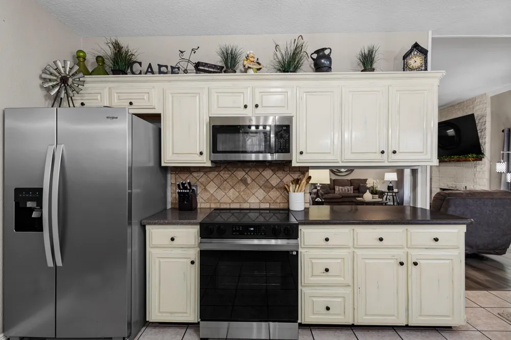 1701 Oakmeadow Drive Decatur, TX 76234