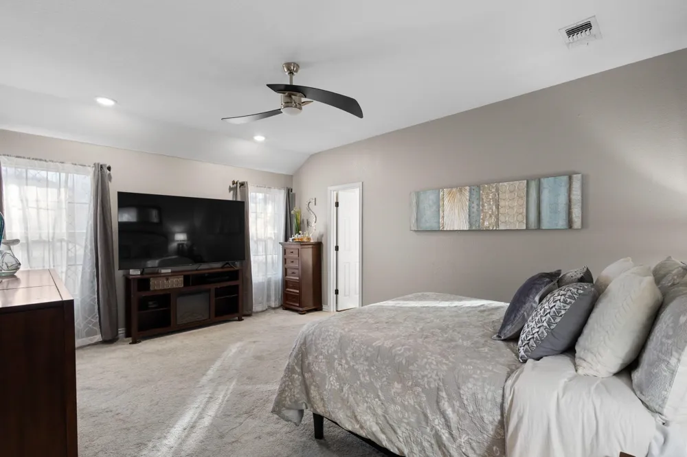 1701 Oakmeadow Drive Decatur, TX 76234