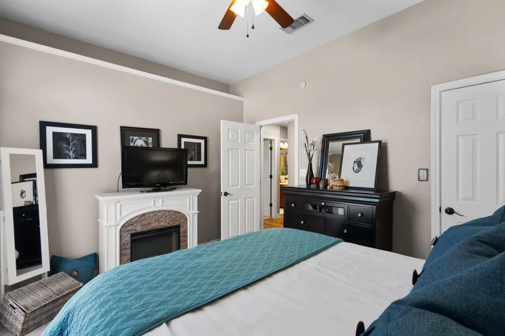 1701 Oakmeadow Drive Decatur, TX 76234