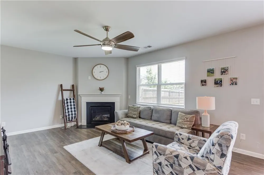 5453 Barberry Ave Oakwood, GA 30566