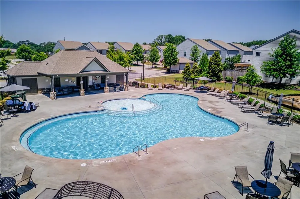 5453 Barberry Ave Oakwood, GA 30566