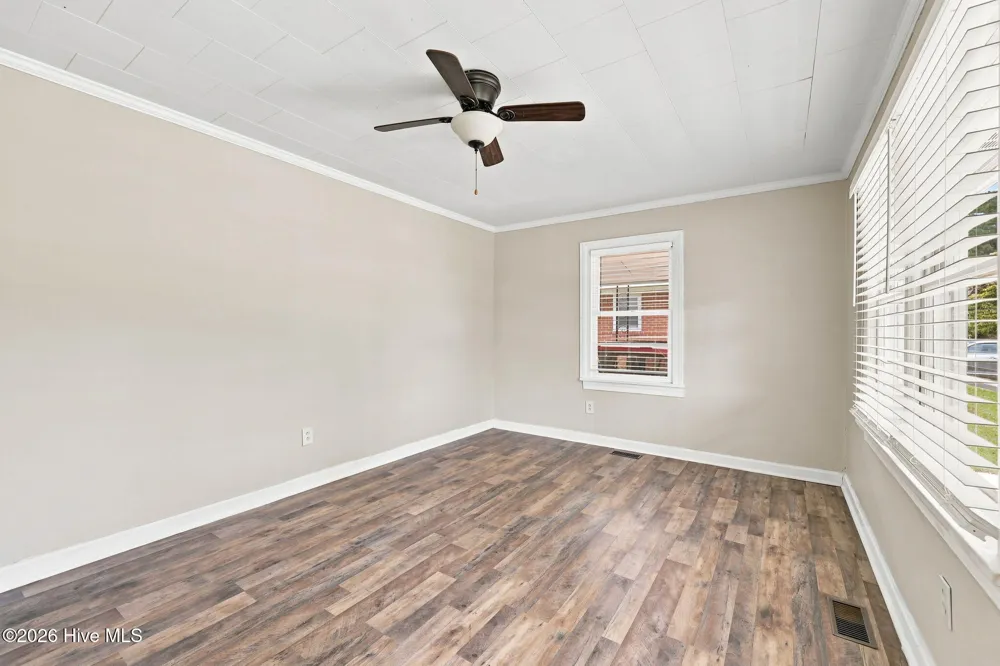 205 Edgewood Avenue Williamston, NC 27892