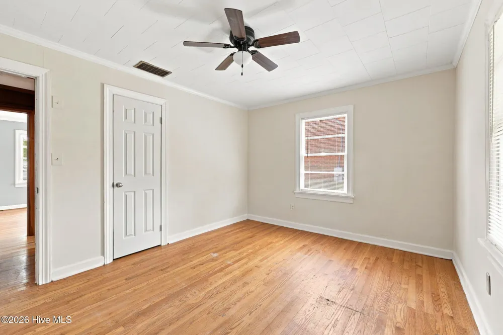 205 Edgewood Avenue Williamston, NC 27892