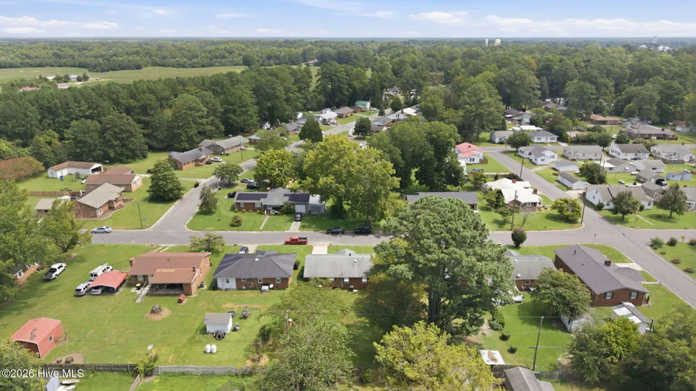 205 Edgewood Avenue Williamston, NC 27892