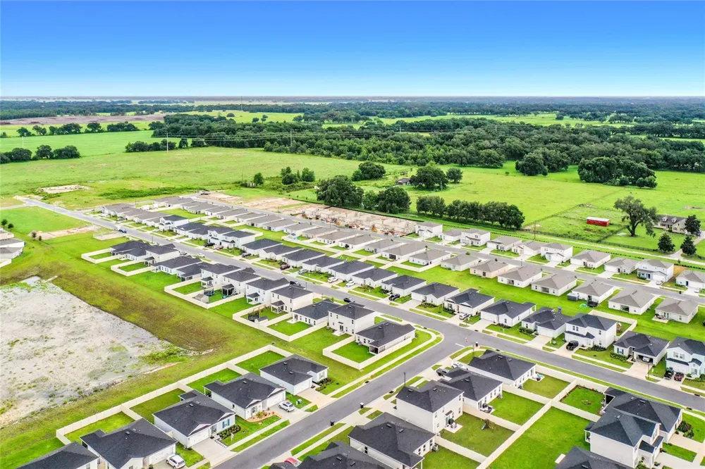 1586 TEXAS AVENUE Sumterville, FL 33585