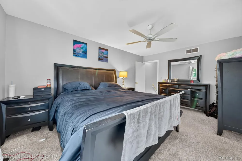 757 Kirts Boulevard Troy City, MI 48084
