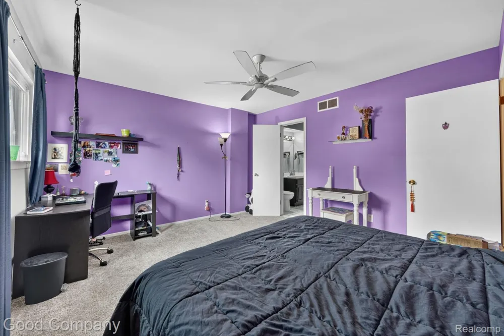 757 Kirts Boulevard Troy City, MI 48084