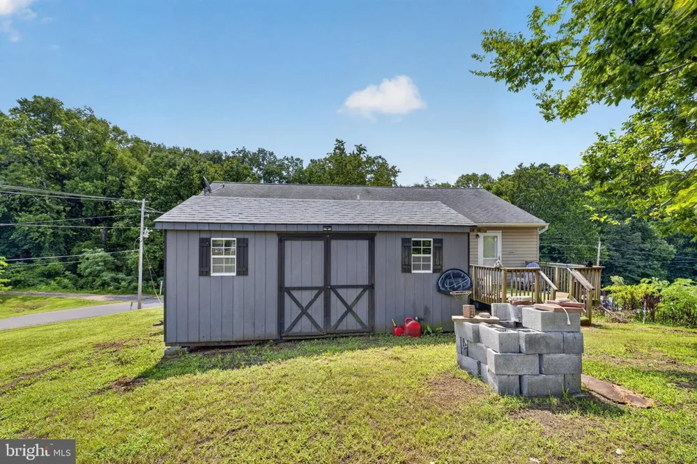 23123 LONGVIEW BOULEVARD Bushwood, MD 20618
