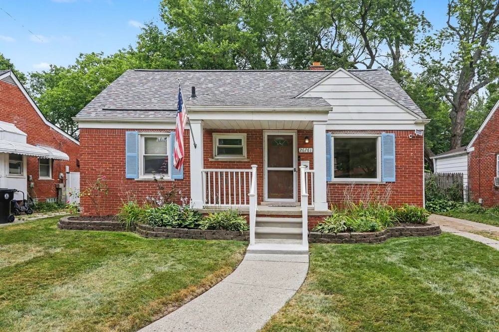 26761 Southwestern Highway Redford, MI 48239