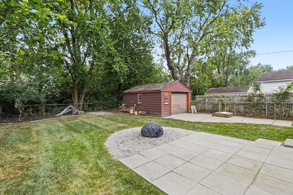 26761 Southwestern Highway Redford, MI 48239