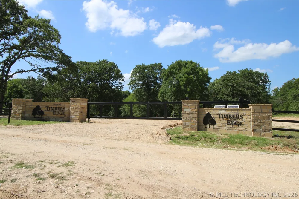 11358 E Little Road Kingston, OK 73439