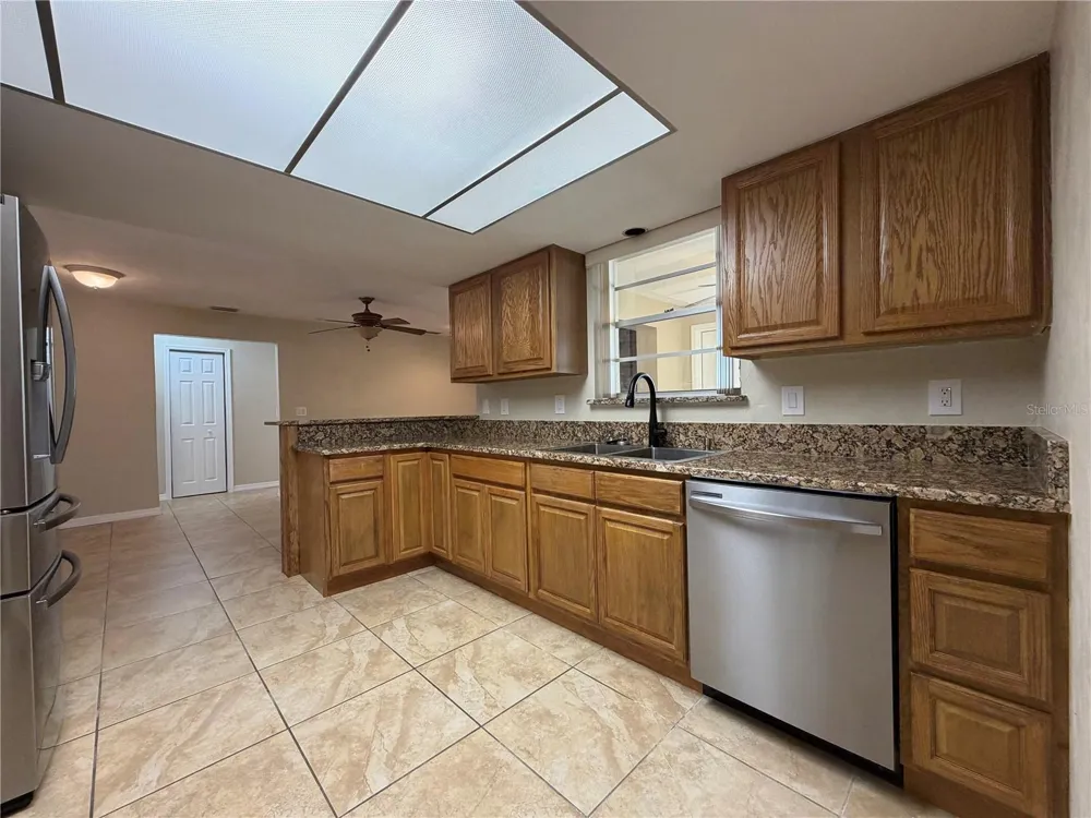 1013 INDIAN OAKS E Holly Hill, FL 32117