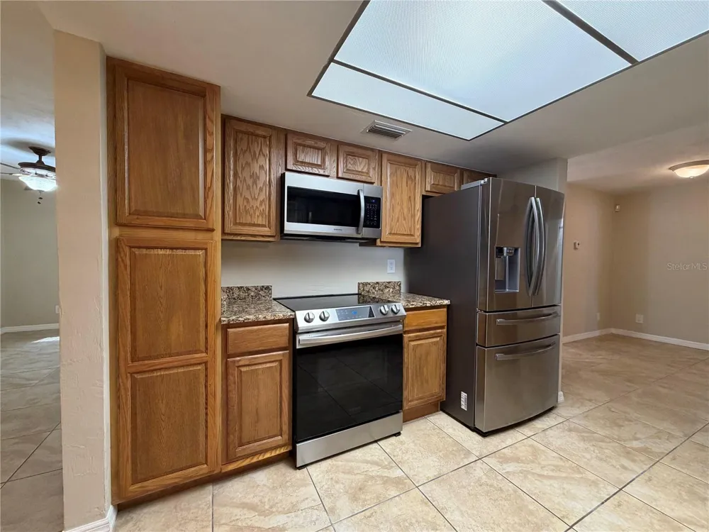 1013 INDIAN OAKS E Holly Hill, FL 32117