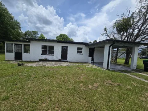 5762 DOGWOOD DRIVE
