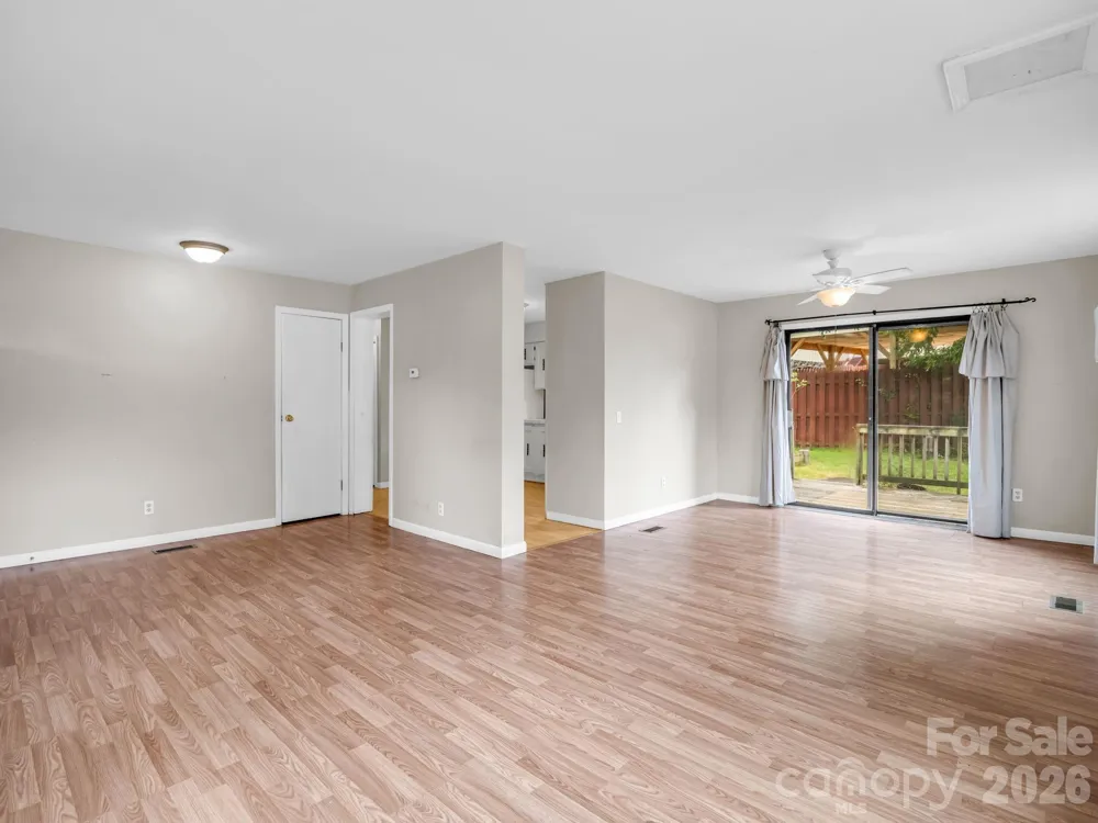 1 Lakewood Road Hendersonville, NC 28792
