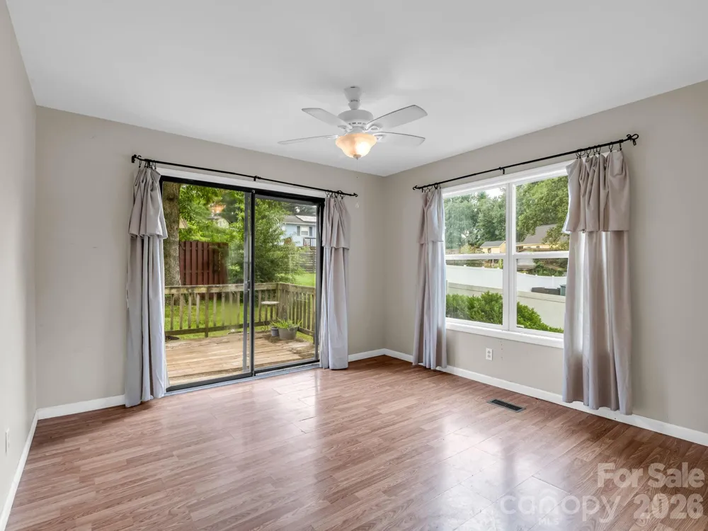 1 Lakewood Road Hendersonville, NC 28792