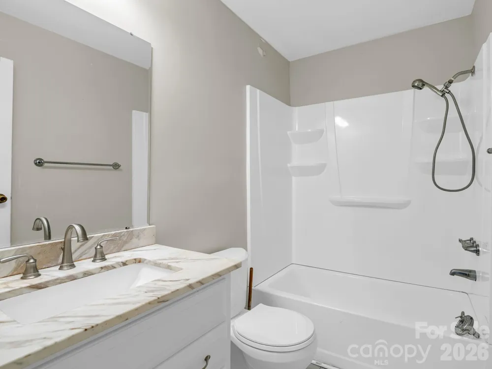 1 Lakewood Road Hendersonville, NC 28792