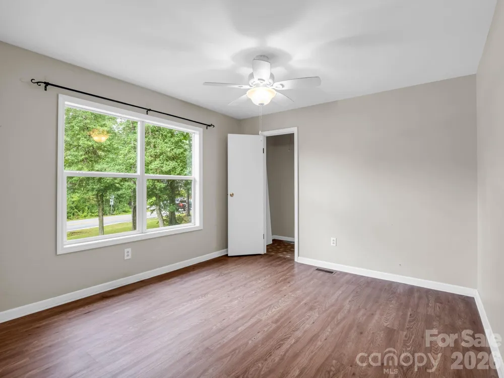 1 Lakewood Road Hendersonville, NC 28792