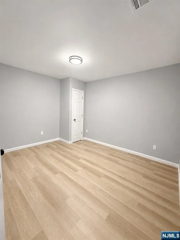 34 Tichenor Terrace Irvington, NJ 07111