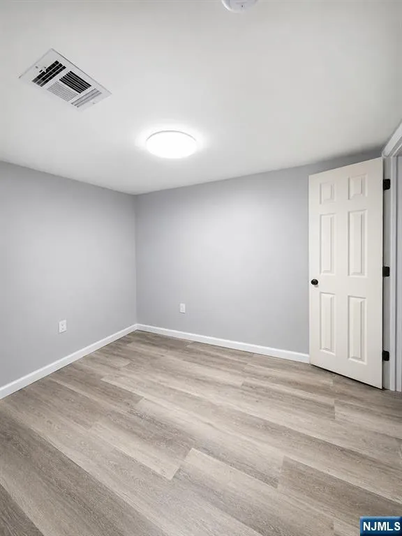 34 Tichenor Terrace Irvington, NJ 07111