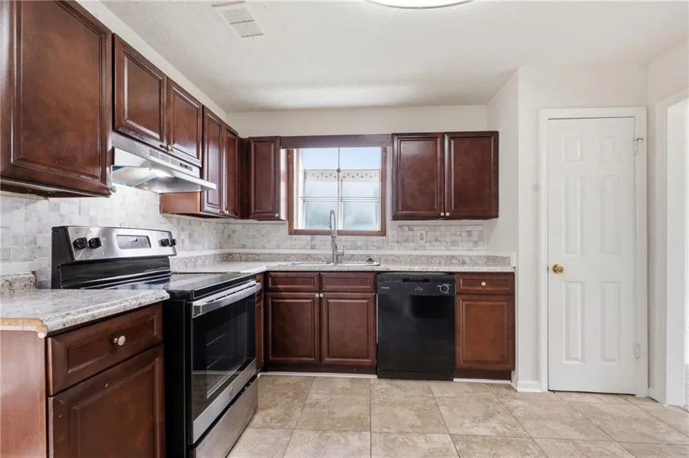 435 Churchill Court Jonesboro, GA 30238