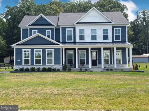 8801 FALCON RIDGE COURT
